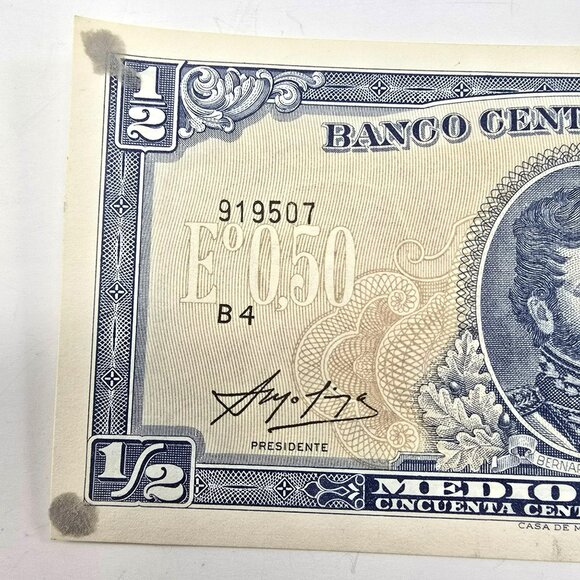 Vintage Chilean Banco Central De Chile 1/2 Escudo Banknotes Sequential Set LI642 - Picture 2 of 10